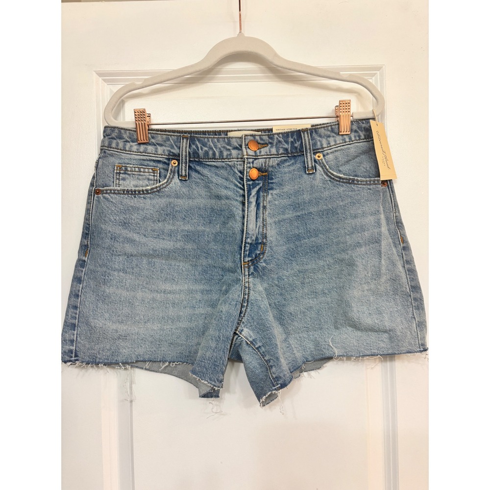 Universal Thread Vintage Midi Denim Shorts Womens 10/30R Blue Raw Hem Stretch